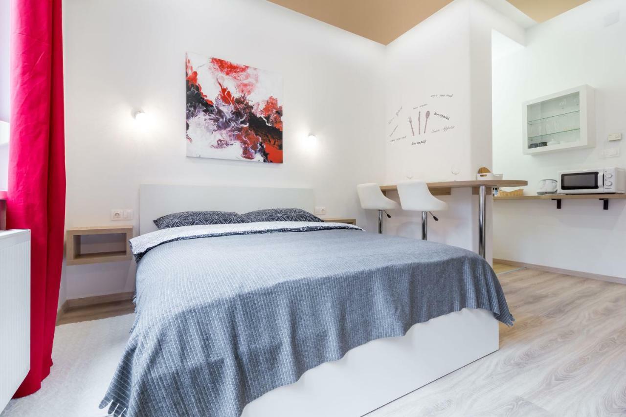 Cosy Romantic Apartment Zagreb Bagian luar foto